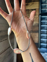 Load image into Gallery viewer, Sterling Silver Choker – 3 Flat Pink Conch Teardrops – 14.5" Approx.