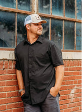 Load image into Gallery viewer, Classic Black S/S Button Up