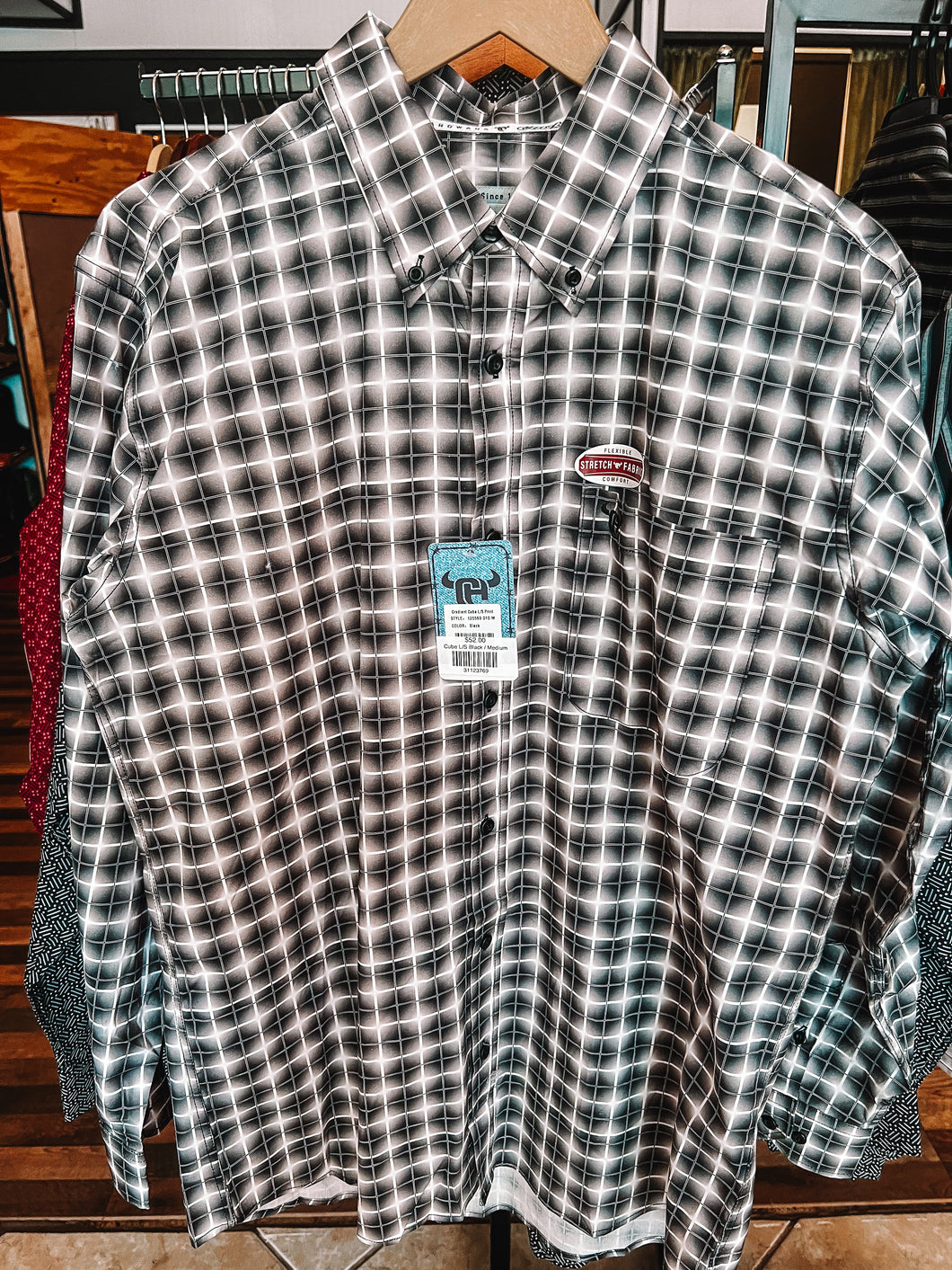 Cube L/S Black