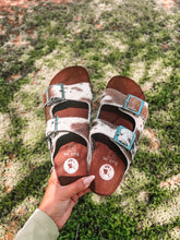 Load image into Gallery viewer, Cowhide Sandal **FINAL SALE
