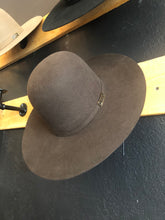 Load image into Gallery viewer, Felt Hat Size 7
